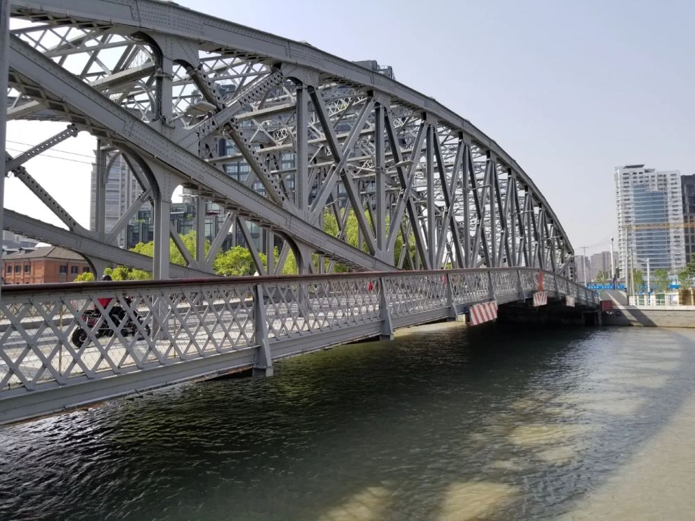 【上海诡异龙形高架桥,上海有龙的高架桥】-第1张图片