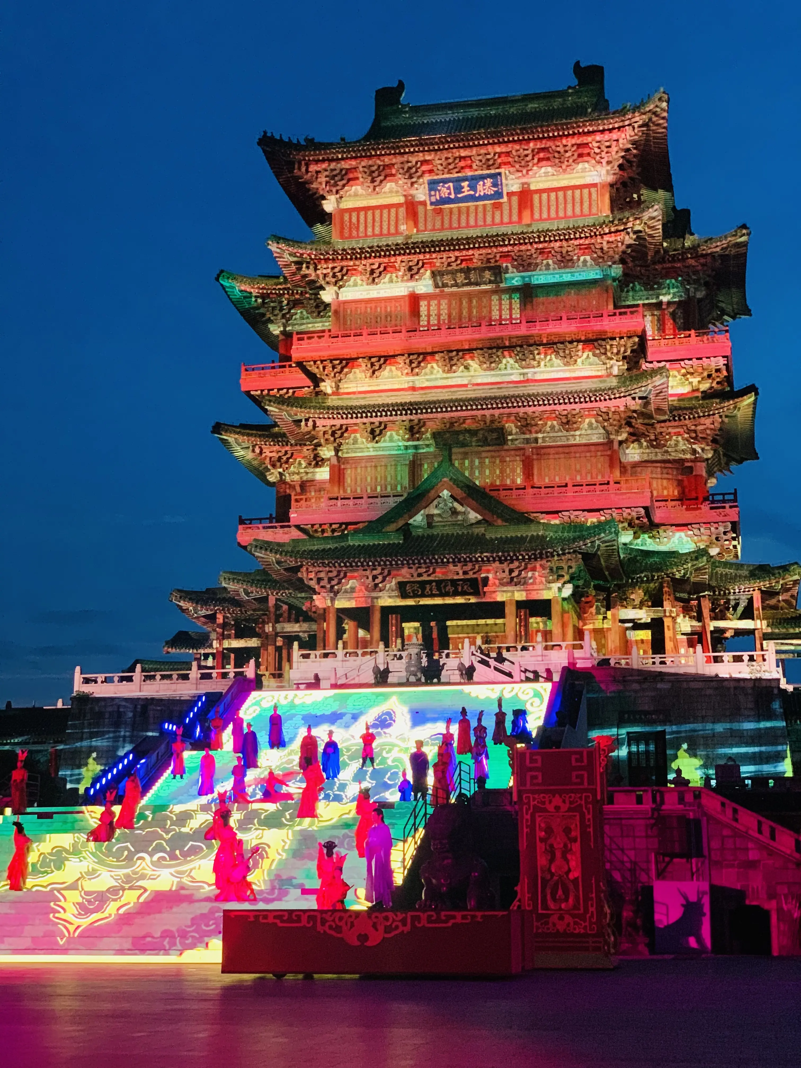 江西南昌旅游必去前十景点/江西南昌旅游必去前十景点秋天-第2张图片